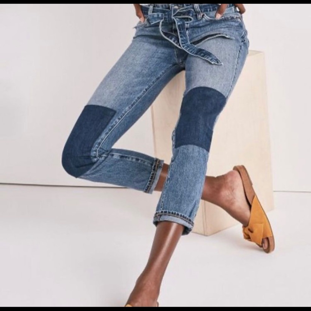 Jeans with belt/tie